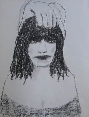 Tekening van Nella Montfoort, hand op hoofd, houtskool